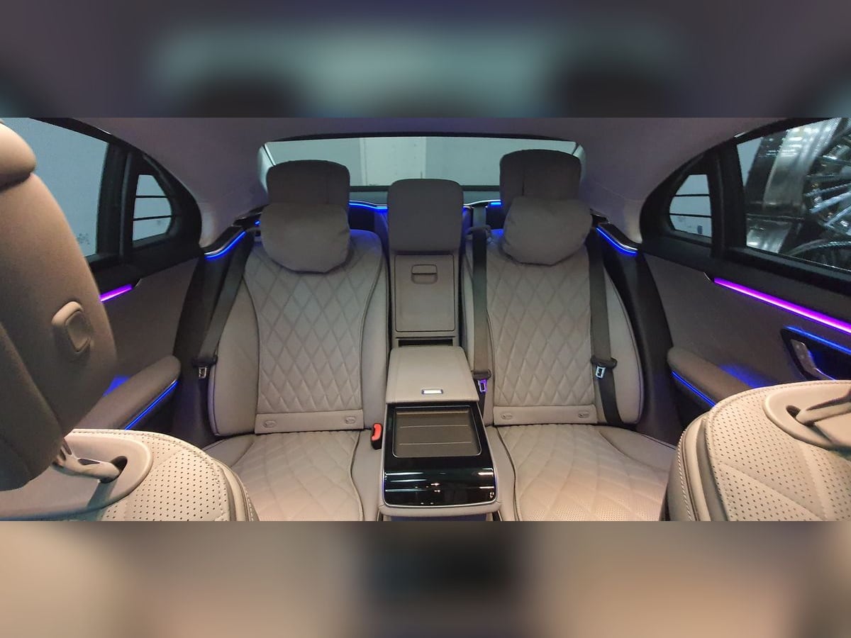 Mercedes-Benz S 580 2022 in Dubai, photo 4