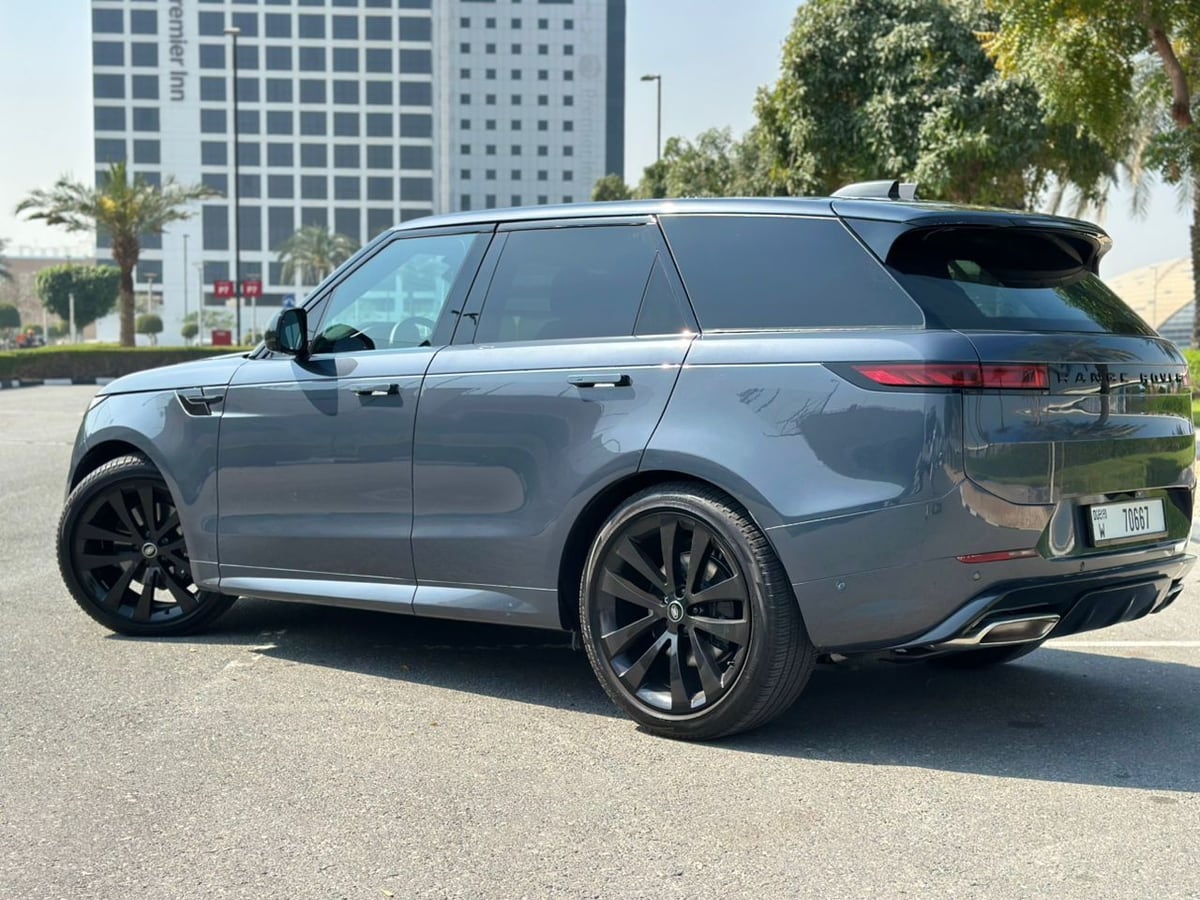 Land Rover Range Rover Sport 2024 in Dubai, photo 3